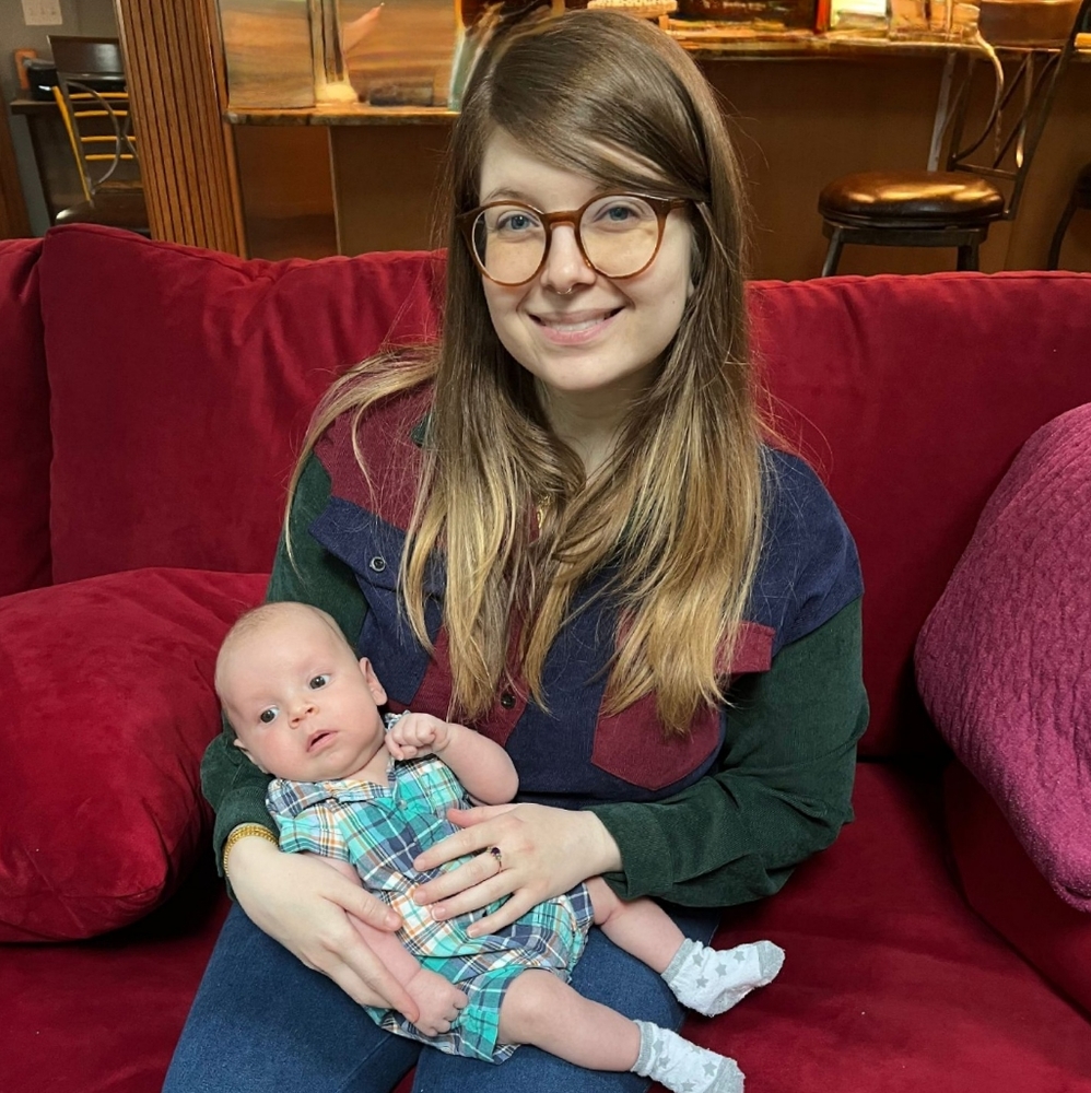 Meet your Posher, Danielle